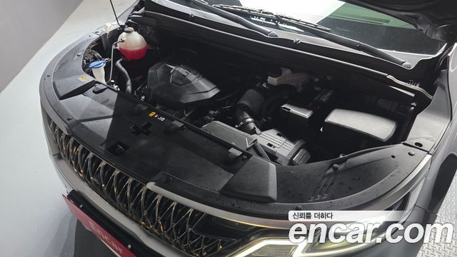 Kia Canival 2023 — photo 6
