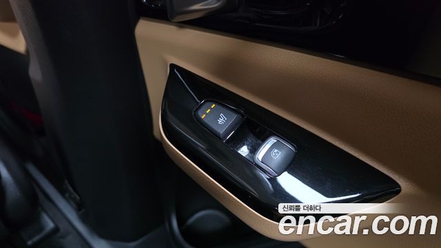 Kia Canival 2023 — photo 18