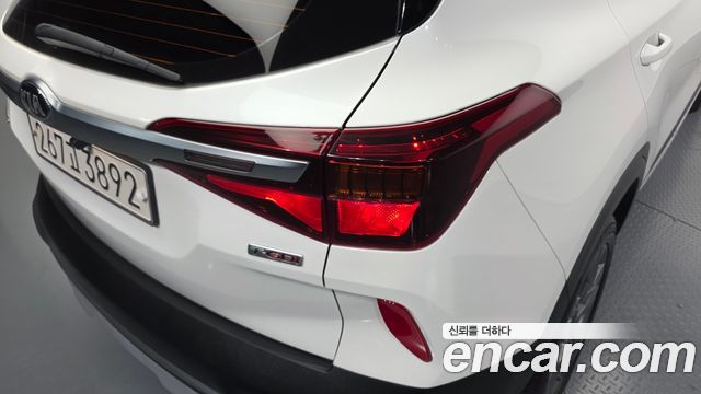 Kia Seltos 2020 — photo 9