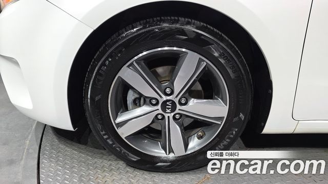 Kia K3 2018 — photo 5