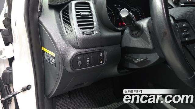 Kia K3 2018 — photo 13