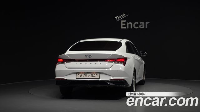 Hyundai AVANTE 2022 — photo 4