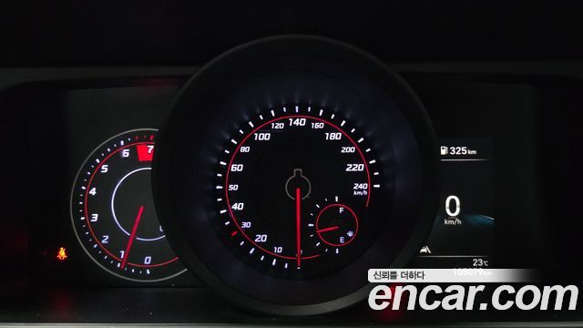 Hyundai AVANTE 2022 — photo 11