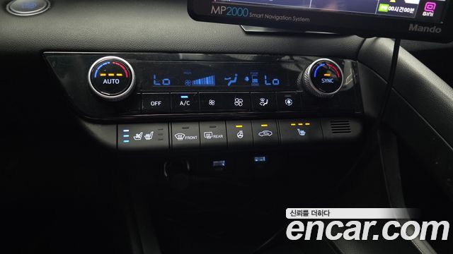 Hyundai AVANTE 2022 — photo 23