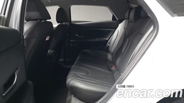 Hyundai AVANTE 2022 — photo 16