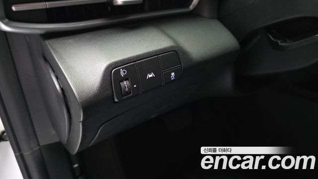 Hyundai AVANTE 2022 — photo 29