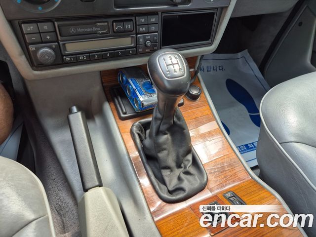 Mercedes-Benz G-Class 1995 — photo 9