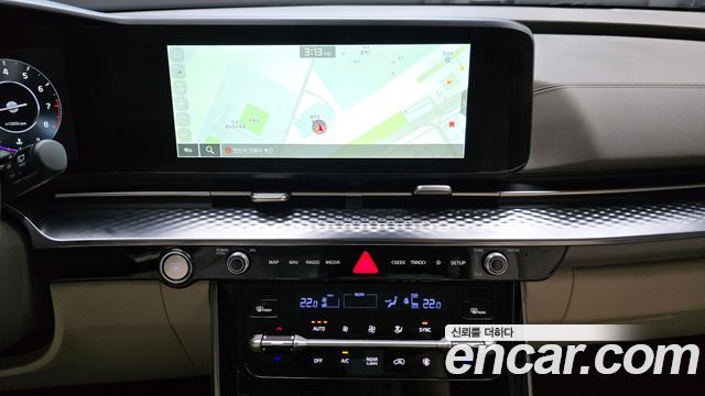 Kia Canival 2023 — photo 26
