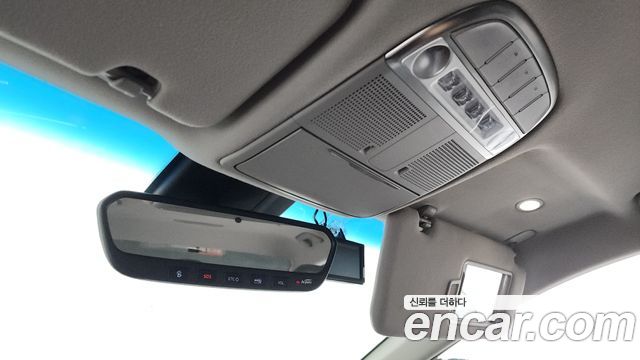 Genesis EQ900 2016 — photo 26