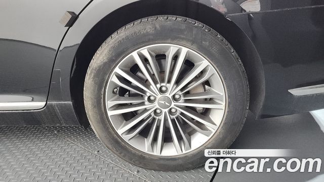 Genesis EQ900 2016 — photo 7