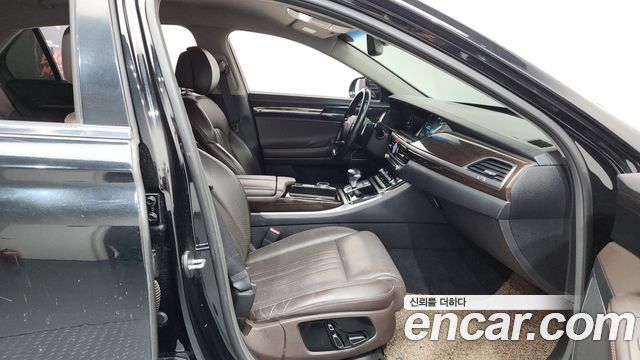 Genesis EQ900 2016 — photo 16