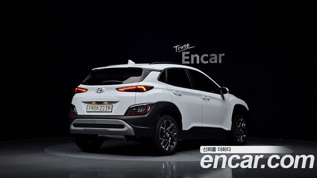 Hyundai Kona 2023 — photo 2