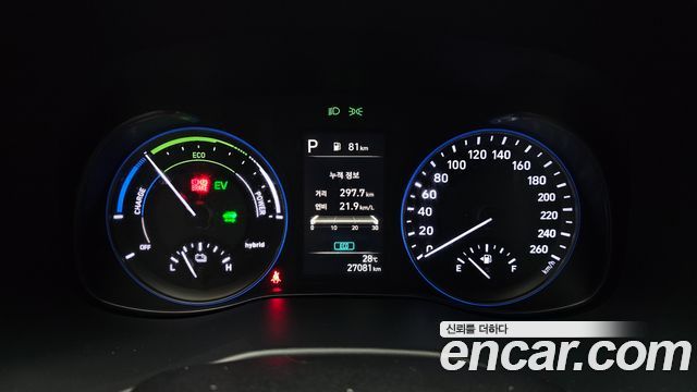 Hyundai Kona 2023 — photo 8