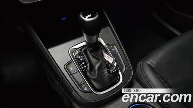 Hyundai Kona 2023 — photo 9