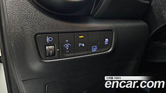 Hyundai Kona 2023 — photo 16