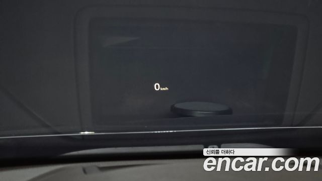 Kia K7 2018 — photo 17