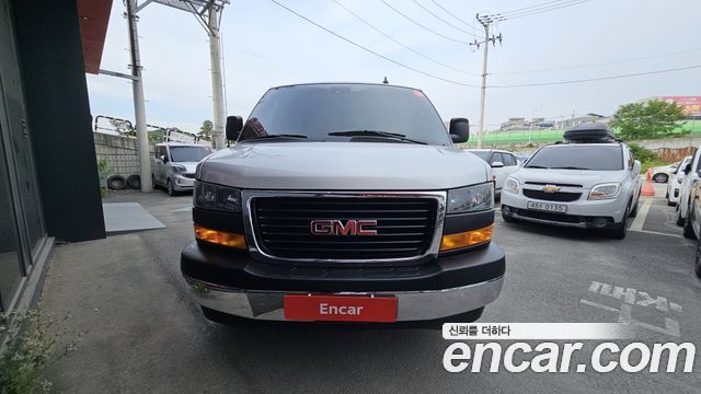 GMC Savana 2020 — photo 3