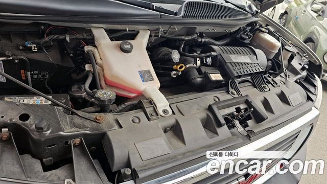 GMC Savana 2020 — photo 6