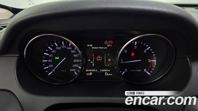 Land Rover Discovery Sport 2015 — photo 8