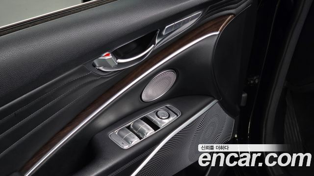 Kia K9 2019 — photo 16
