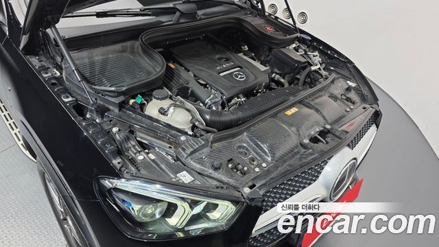 Mercedes-Benz GLE-Class 2021 — photo 6