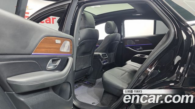 Mercedes-Benz GLE-Class 2021 — photo 18
