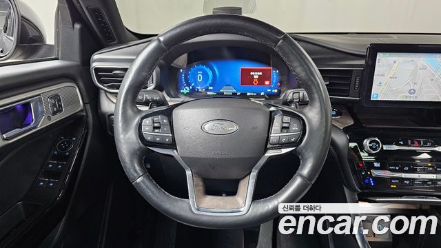 Ford Explorer 2021 — photo 19