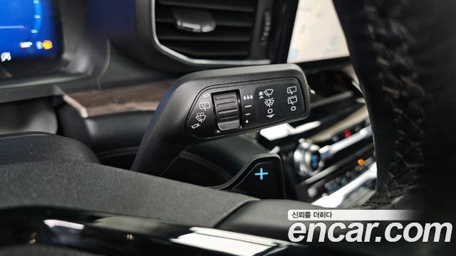 Ford Explorer 2021 — photo 26