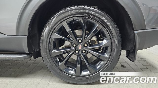 Ford Explorer 2021 — photo 7