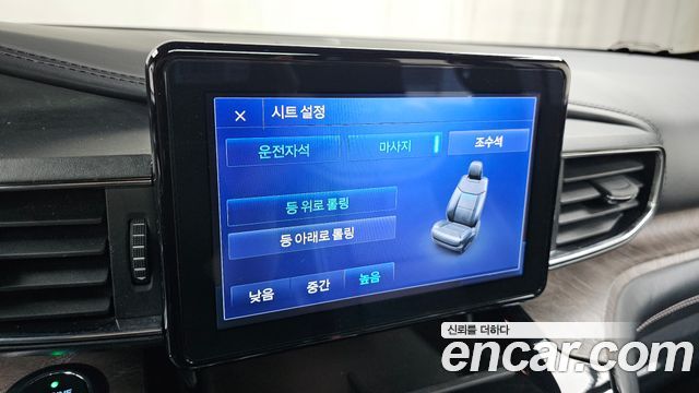Ford Explorer 2021 — photo 30