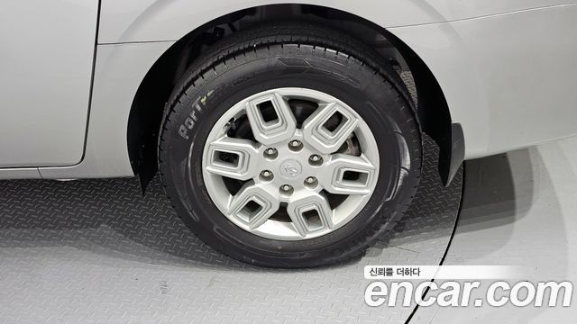 Hyundai Staria 2023 — photo 7