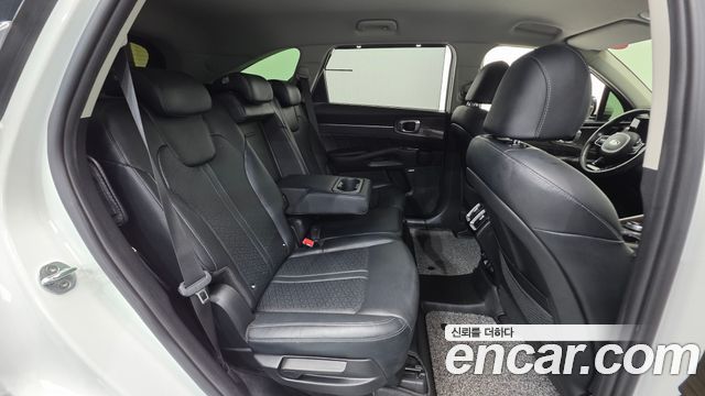 Kia Sorento 2021 — photo 19