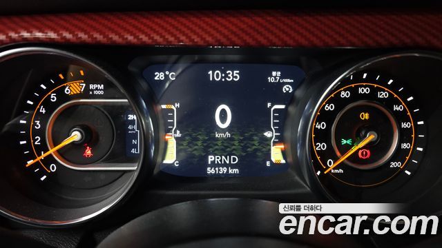 Jeep Wrangler 2019 — photo 8