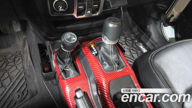 Jeep Wrangler 2019 — photo 9