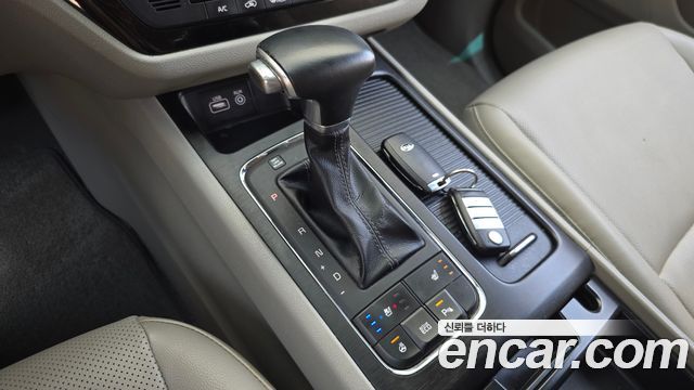Kia Canival 2018 — photo 9