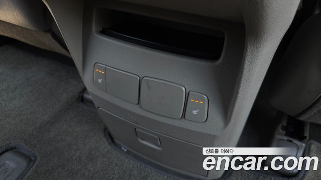 Kia Canival 2018 — photo 19