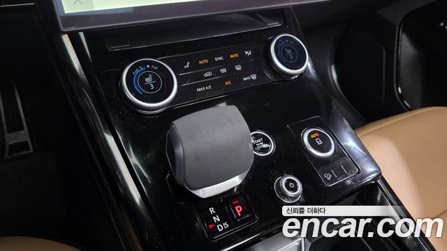 Land Rover Range Rover Sport 2023 — photo 12