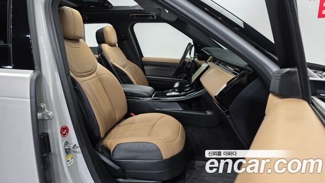 Land Rover Range Rover Sport 2023 — photo 17