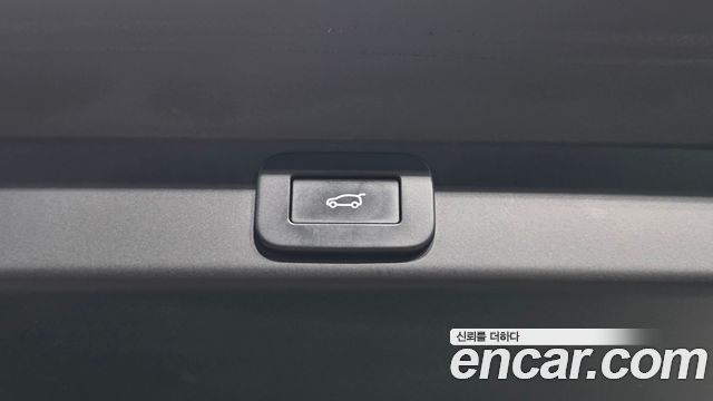 Land Rover Range Rover Sport 2023 — photo 36