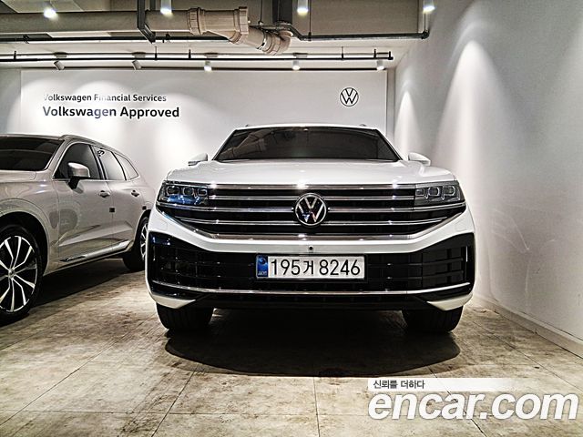 Volkswagen Touareg 2024 — photo 2