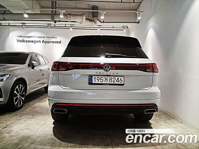Volkswagen Touareg 2024 — photo 4