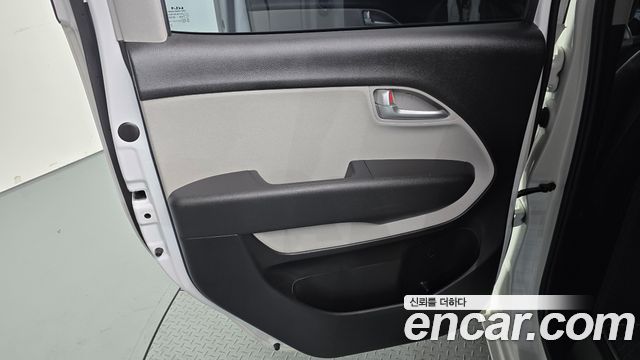 Kia RAY 2022 — photo 15