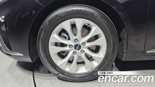 Kia K8 2023 — photo 5