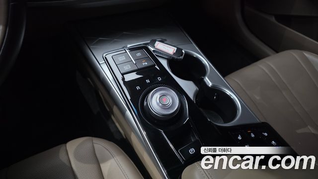 Kia K8 2023 — photo 9