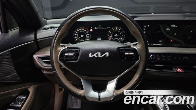 Kia K8 2023 — photo 13