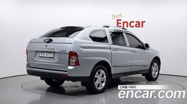 KG Mobility KORANDO 2013 — photo 2