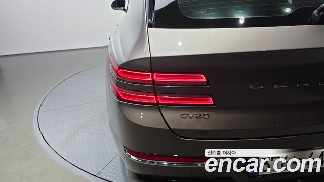 Genesis GV80 2020 — photo 9