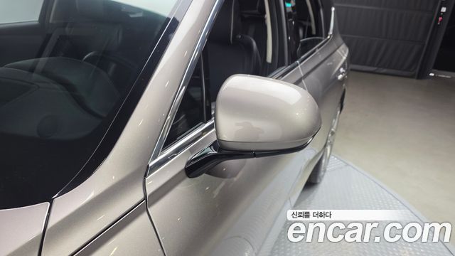Genesis GV80 2020 — photo 38