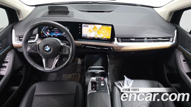 BMW 2-Series 2022 — photo 10