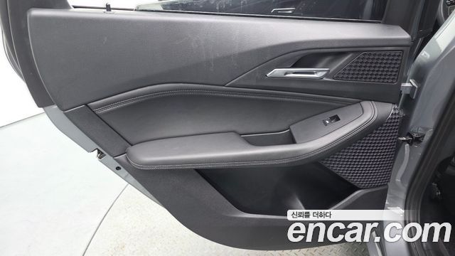 BMW 2-Series 2022 — photo 15